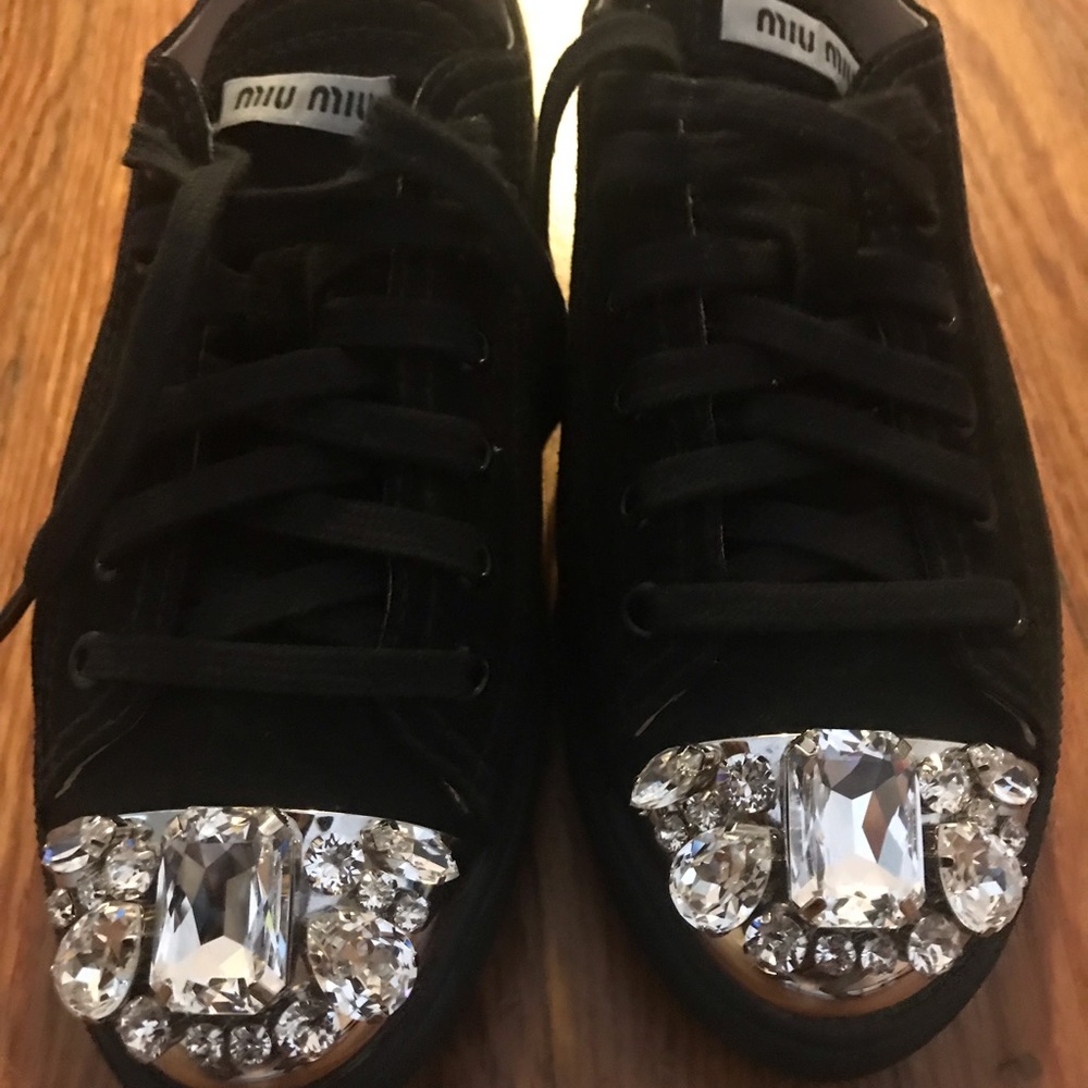 SOLD Miu Miu - Scamosciato black sneaker